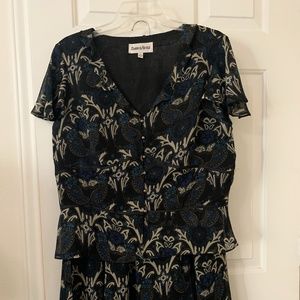 Women’s 2 piece outfit